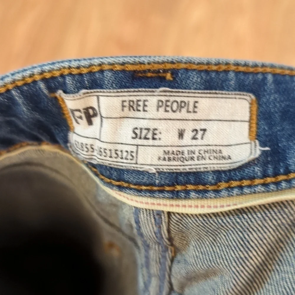 Free People Straight Leg Cropped Jeans Mid-Rise Stretch Women's Size 27